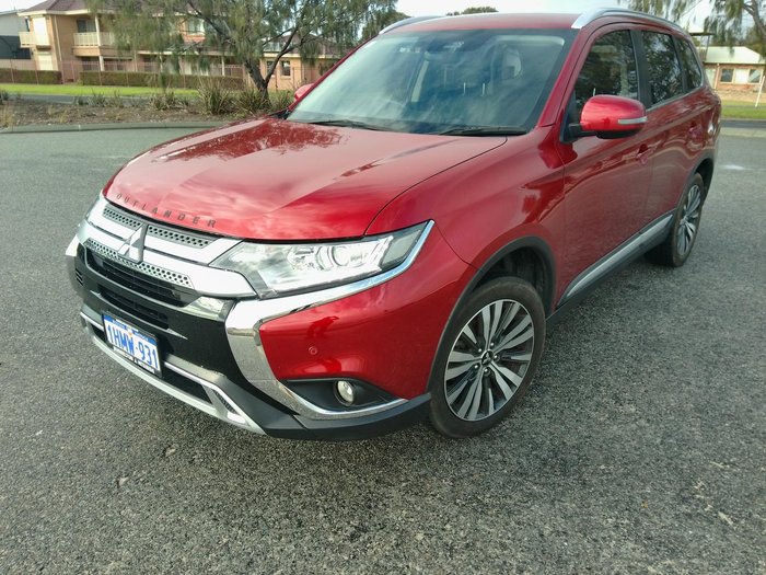 2020 Mitsubishi Outlander Black Edition