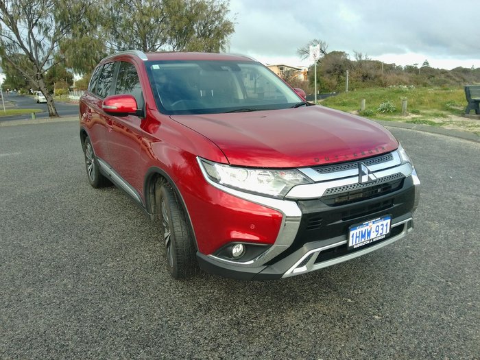 2020 Mitsubishi Outlander Black Edition