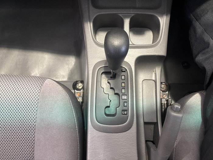 2012 Toyota Hilux SR