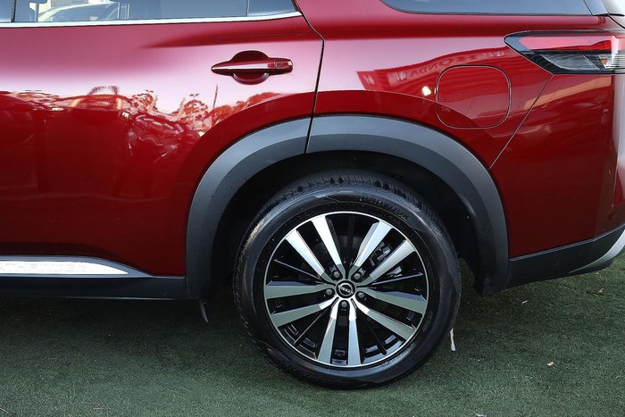 2024 Nissan Pathfinder Ti-L