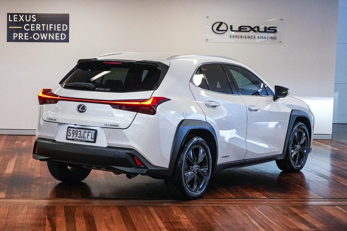 2020 Lexus UX 250h Luxury