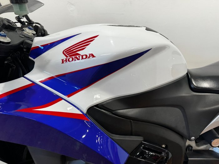 2011 Honda CBR600RR BLUE/RED