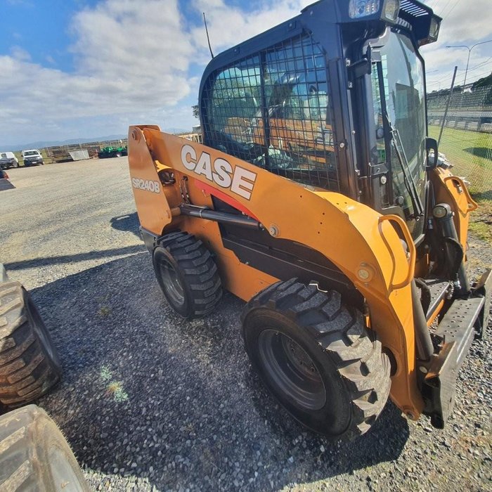 CASE Sr240b