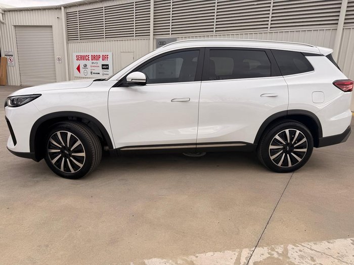 2025 Chery Tiggo 8 Super Hybrid Ultimate