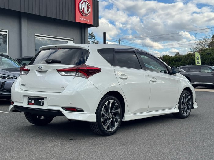 2016 Toyota Corolla ZR