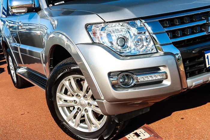2018 Mitsubishi Pajero