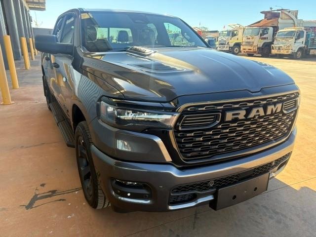 2026 RAM 1500 Express Black Edition Hurricane SO