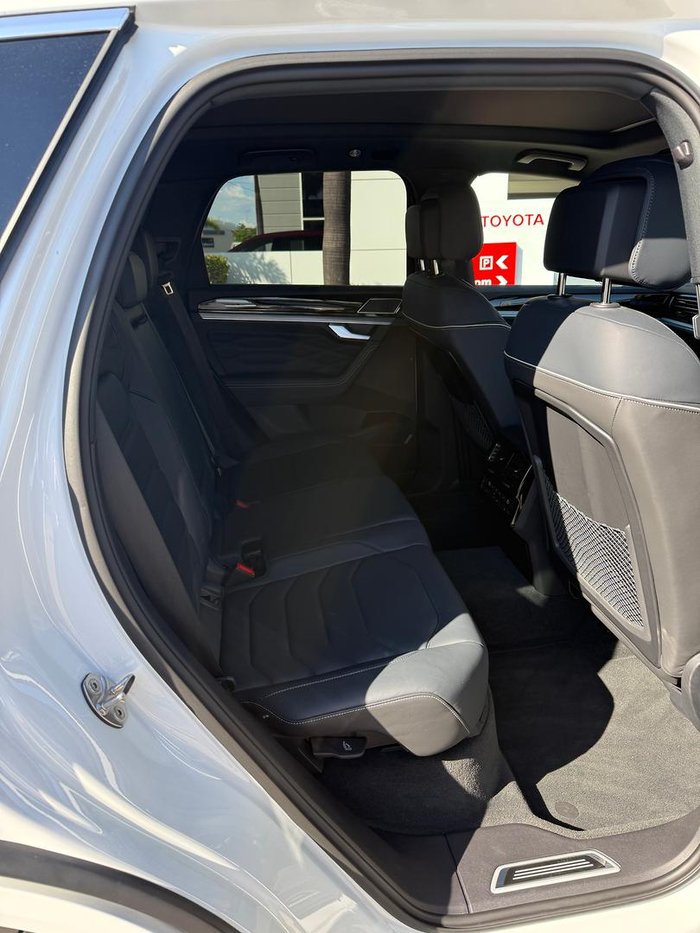 2024 Volkswagen Touareg 210TDI R-Line