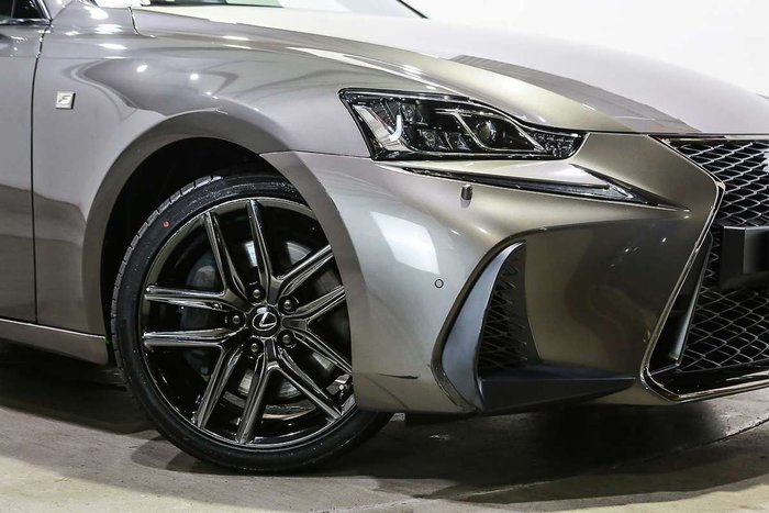 2020 Lexus IS
