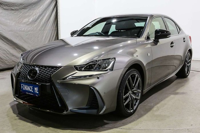 2020 Lexus IS