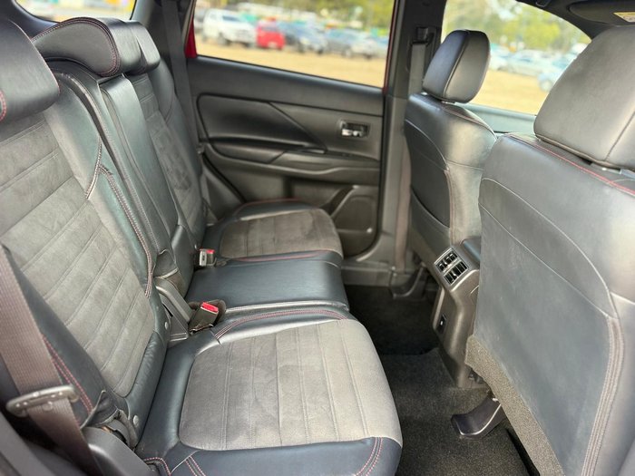 2021 Mitsubishi Outlander Black Edition