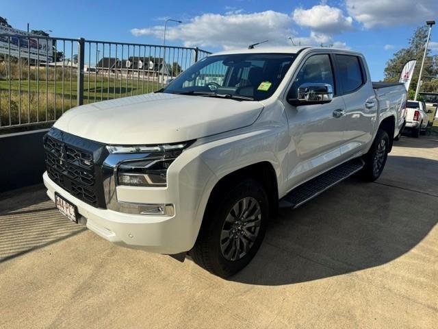 2025 Mitsubishi Triton GLS