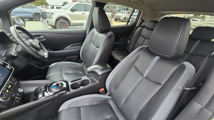 2021 Nissan LEAF
