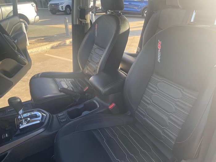 2022 Nissan Navara PRO-4X