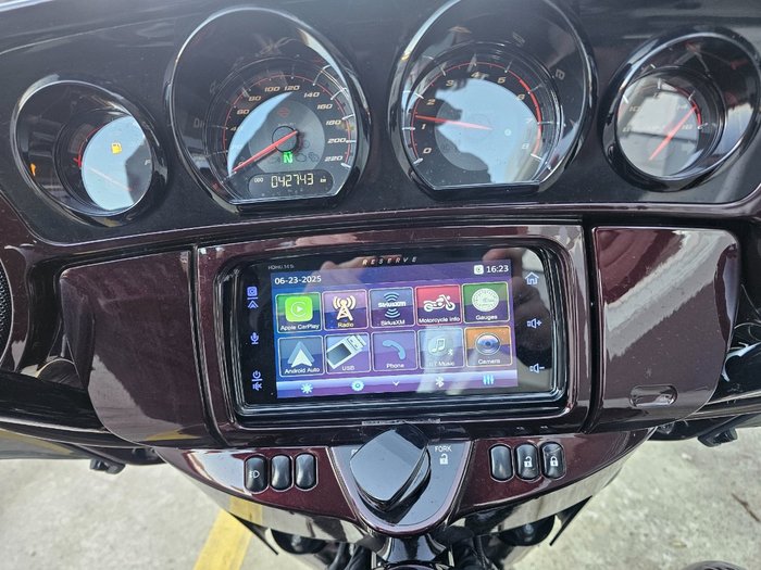 2018 HARLEY-DAVIDSON FLHTKSE CVO ULTRA LIMITED Red