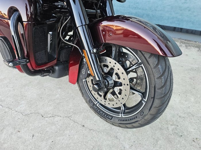 2018 HARLEY-DAVIDSON FLHTKSE CVO ULTRA LIMITED Red