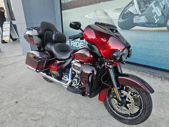 2018 HARLEY-DAVIDSON FLHTKSE CVO ULTRA LIMITED Red