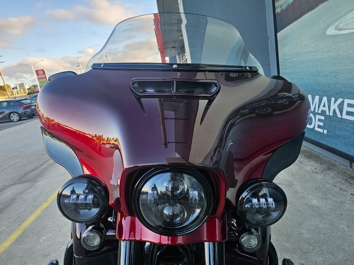 2018 HARLEY-DAVIDSON FLHTKSE CVO ULTRA LIMITED Red