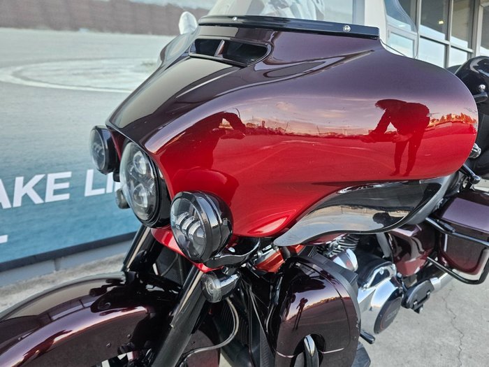 2018 HARLEY-DAVIDSON FLHTKSE CVO ULTRA LIMITED Red