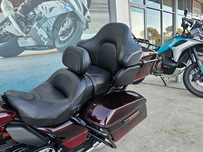 2018 HARLEY-DAVIDSON FLHTKSE CVO ULTRA LIMITED Red