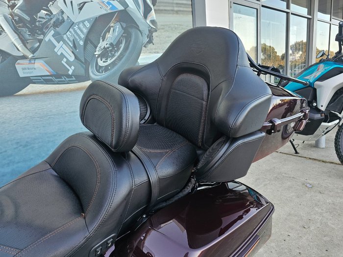 2018 HARLEY-DAVIDSON FLHTKSE CVO ULTRA LIMITED Red