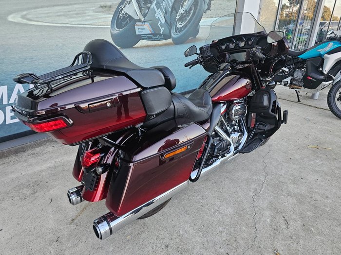 2018 HARLEY-DAVIDSON FLHTKSE CVO ULTRA LIMITED Red
