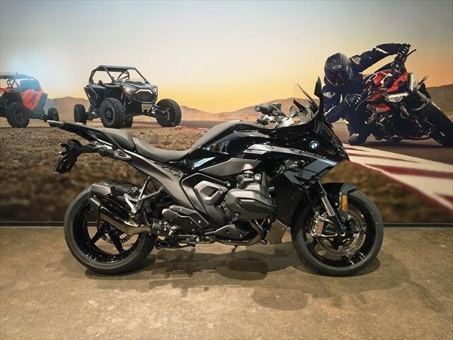 2026 BMW R 1300 RS Triple Black