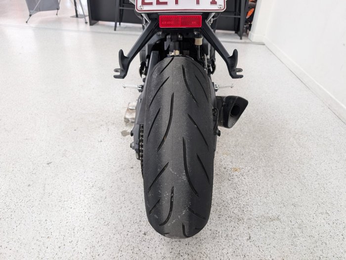2016 Triumph STREET TRIPLE 660 Black