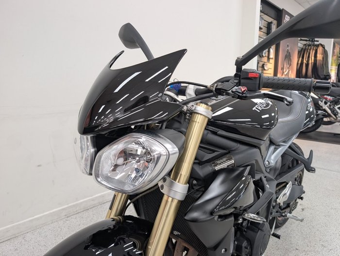 2016 Triumph STREET TRIPLE 660 Black