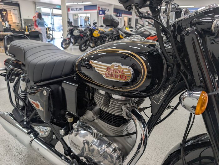 2026 Royal Enfield BULLET 350 Black