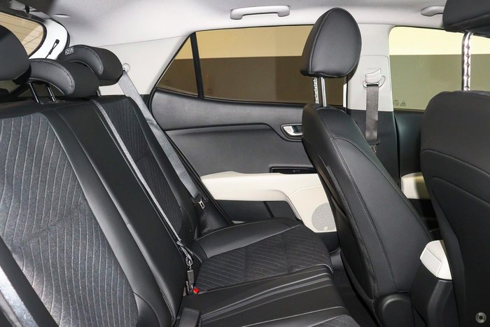 2026 Kia Stonic GT-Line YB PE2 MY26 Clear White