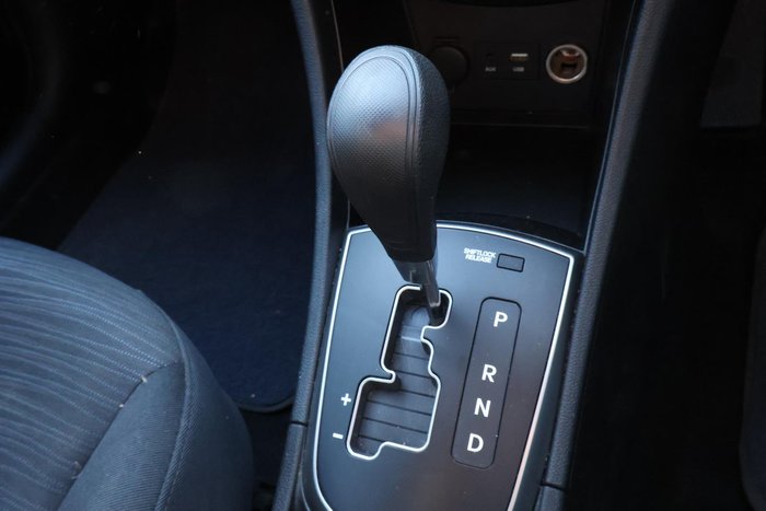 2016 Hyundai Accent Active