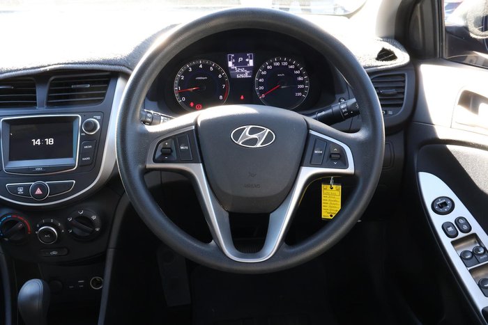 2016 Hyundai Accent Active