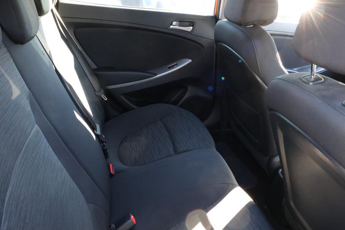 2016 Hyundai Accent Active