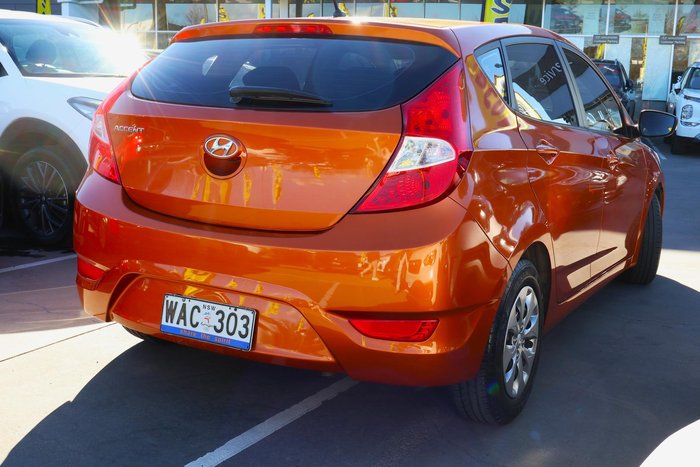 2016 Hyundai Accent Active