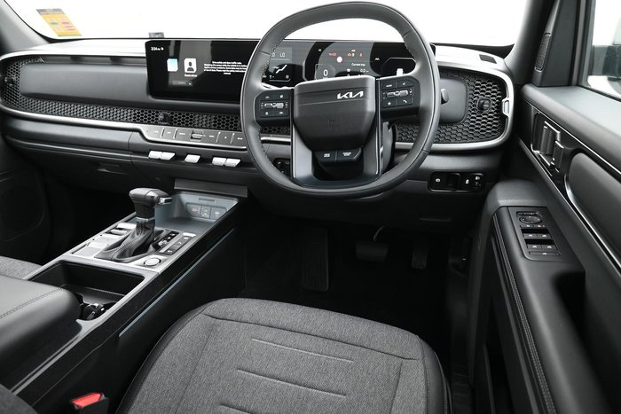2025 Kia Tasman S