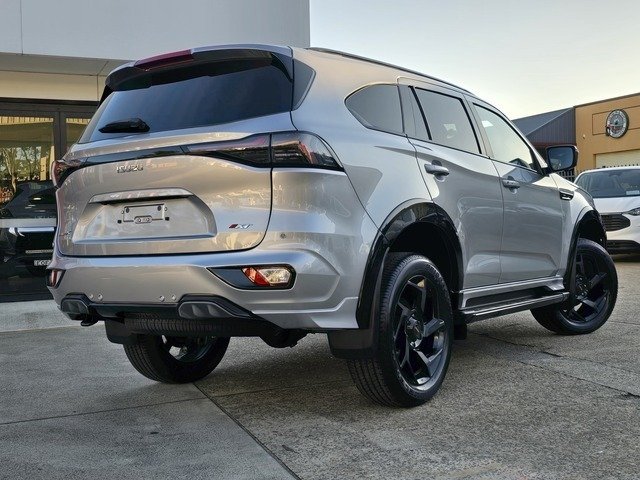 2026 Isuzu MU-X