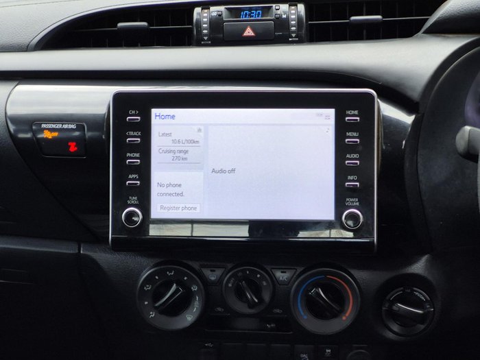 2021 Toyota Hilux SR