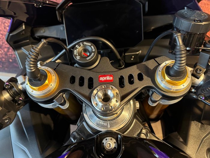 2025 Aprilia RSV4 1100 Factory RSV4