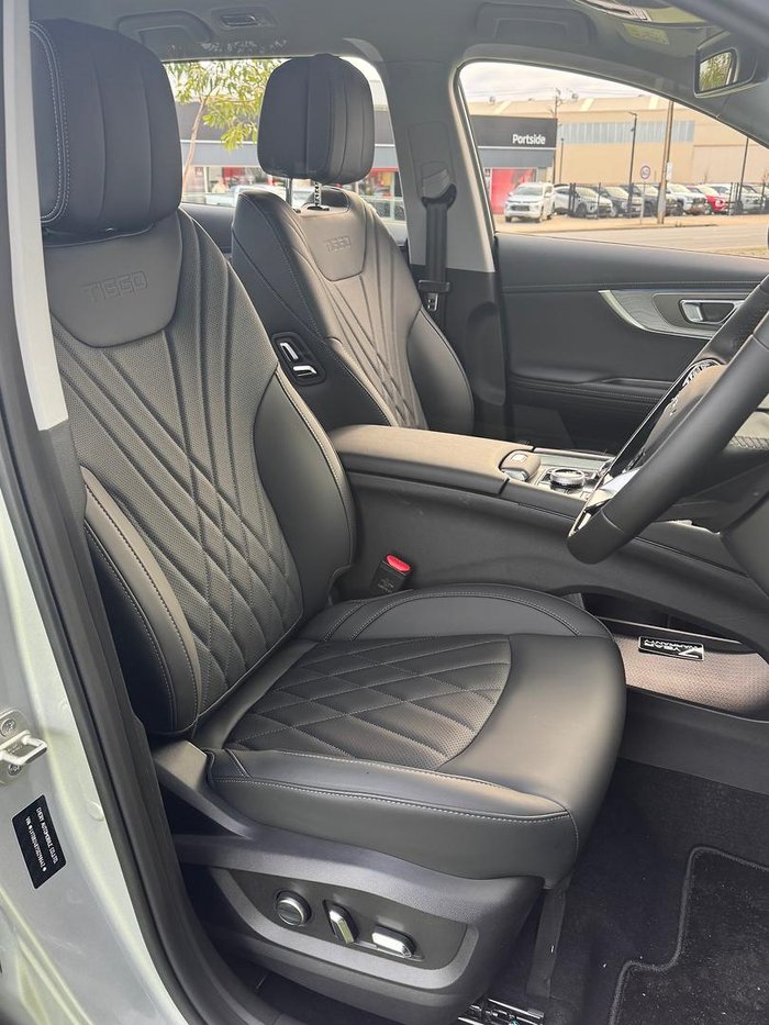2025 Chery Tiggo 8 Pro Max Urban MY24 Star Silver