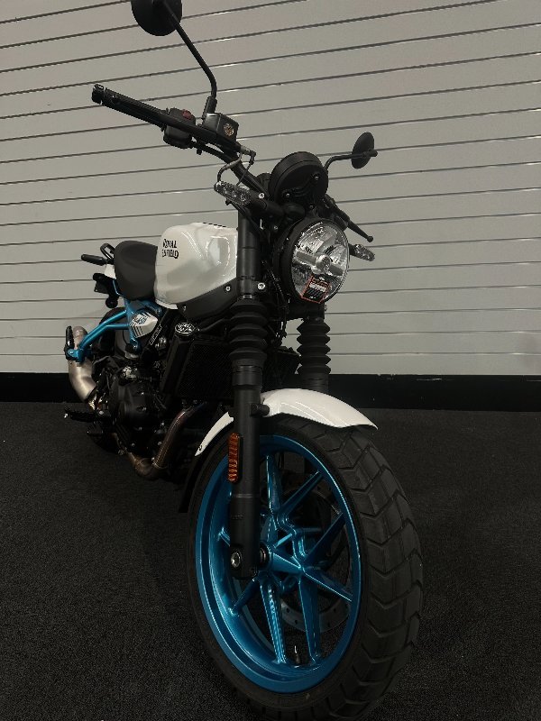 2024 Royal Enfield GUERILLA 450 Blue