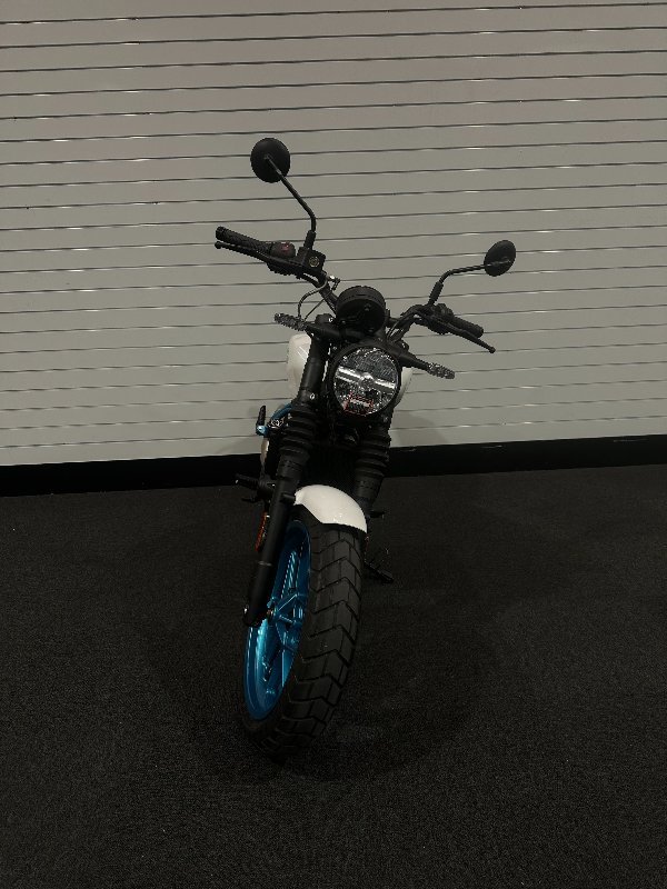 2024 Royal Enfield GUERILLA 450 Blue