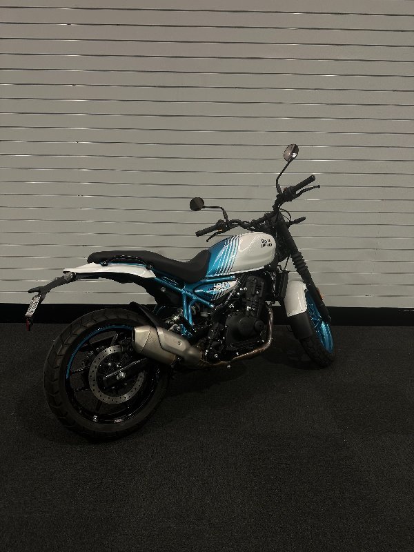 2024 Royal Enfield GUERILLA 450 Blue
