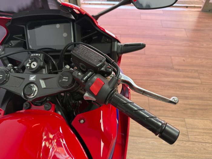 2024 Honda CBR500RA (ABS) LAMS RED