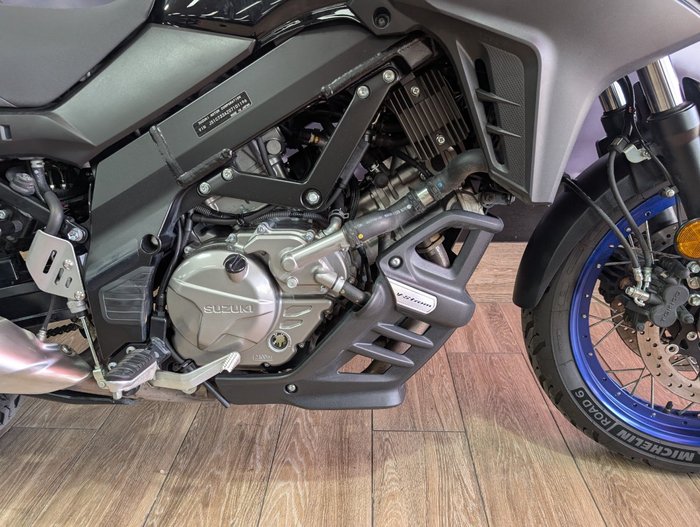 2023 Suzuki V-STROM 650XT LAMS (DL650XAUE) Black