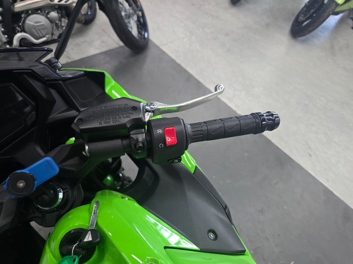 2025 Kawasaki NINJA 650 Green