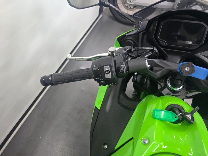 2025 Kawasaki NINJA 650 Green