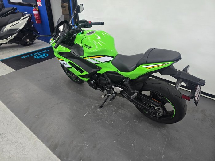 2025 Kawasaki NINJA 650 Green