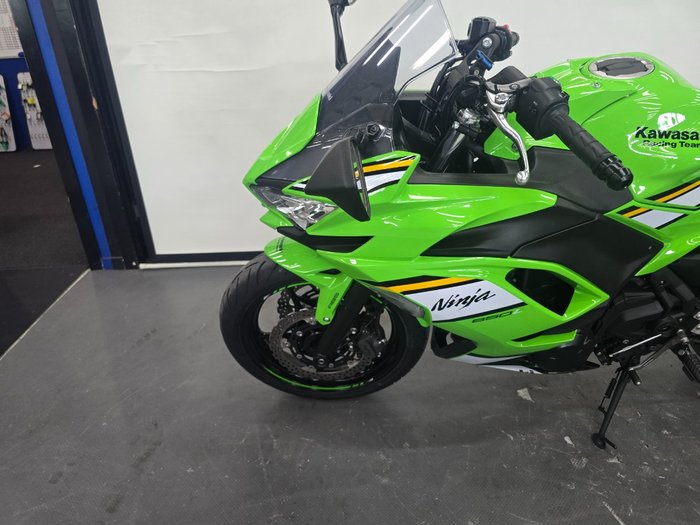 2025 Kawasaki NINJA 650 Green