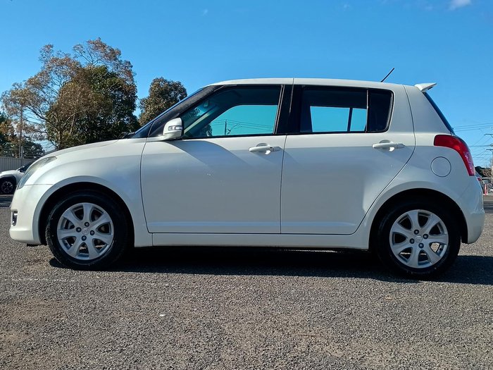 2009 Suzuki Swift RE4